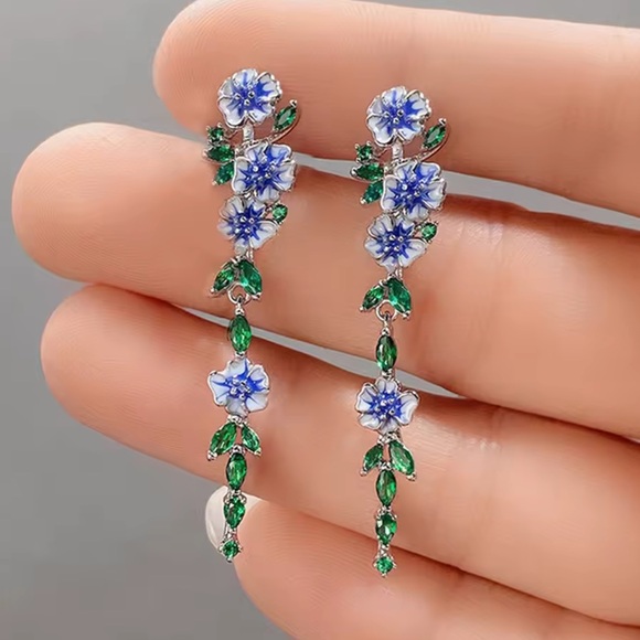 Blue Summer Floral Silver Earrings - Picture 6 of 9